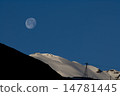 雪山和月亮 14781445