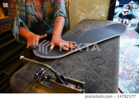 Skateboard repair american 14782577