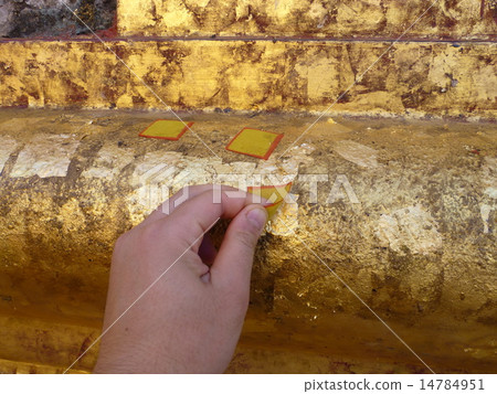 Shoezee gumper's gold leaf paste (Myanmar: Bagan) Shoezee gumper's gold leaf paste (Myanmar: Bagan) 14784951