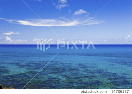 Blue sky and sea 14786387