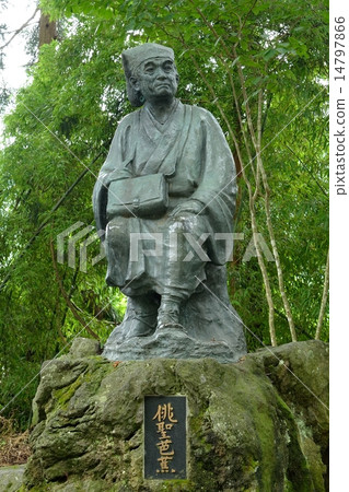 山寺廟的竹雕象 14797866