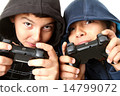 Boys playing games 14799072