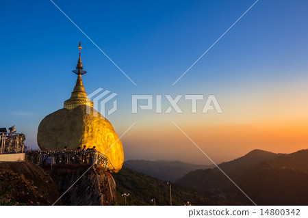 Kyaiktiyo Pagoda 14800342