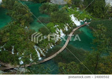 Plitvice Lakes National Park 14800502