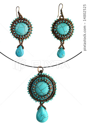 Pendant and earrings Pendant and earrings 14802525