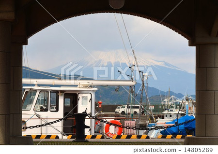 Fuji Shimizu Port of early spring 14805289
