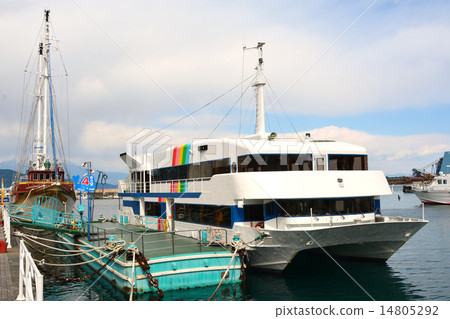 Shimizu Port Ferry in early spring 14805292
