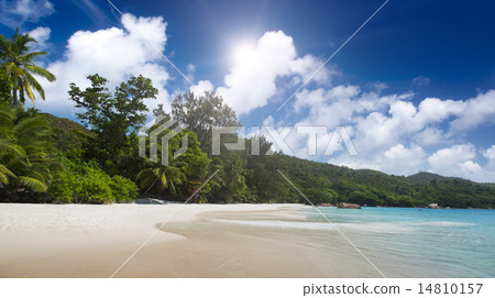 The island of dreams. Rest and relaxation. The island of dreams. Rest and relaxation. 14810157