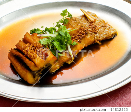 Stir-fried fish with colorful vegetables, Stir-fried fish with colorful vegetables, 14812323