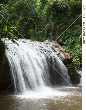 Mae Sa Waterfalls 14817749