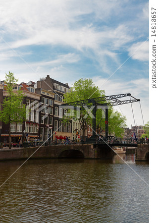 embanlment of canal ring, Amsterdam 14818657