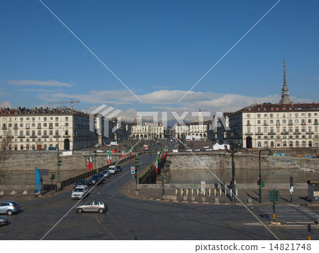 Piazza Vittorio, Turin 14821748