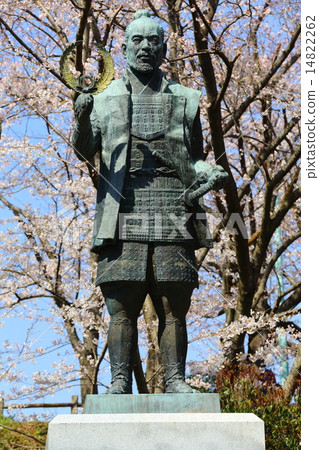 Hamamatsu Castle Park Tokugawa Ieyasu statue's spring 14822262