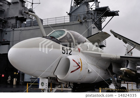 a-6, aircraft carrier, vietnam war 14824335