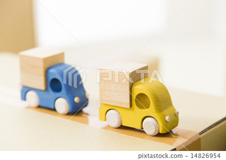 Distribution 14826954