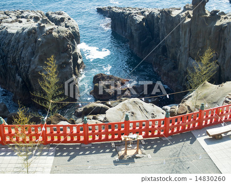 Shido Shrine 14830260