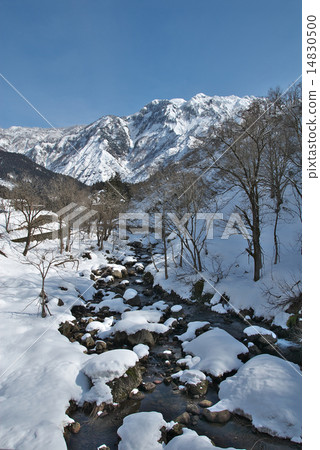 Snow mountain 14830500