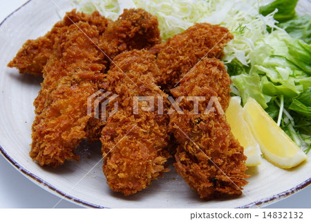 Deep fried oysters  14832132