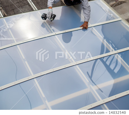 車棚外部工匠 14832540