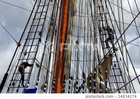 Sail ship mast 14834274