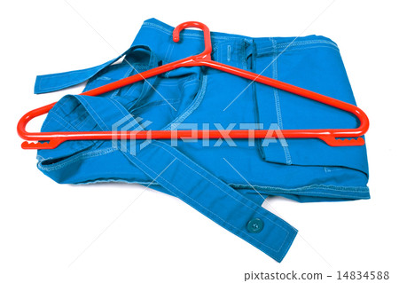 Plastic clotheshangers with clothes 14834588