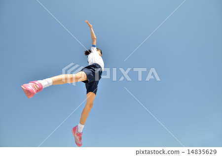 Girls to jump in the blue sky (gym clothes) 14835629