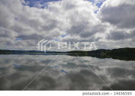 Lake Redakami 14836593