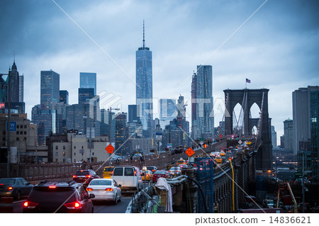 Brooklyn bridge at dusk, New York City. 14836621