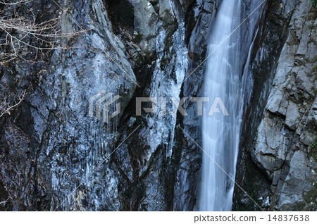 Ebira waterfall 14837638