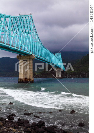 Longevity bridge 14838144