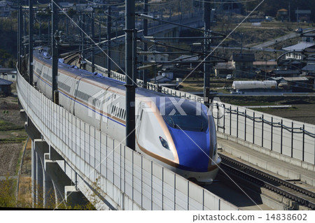 Hokuriku Shinkansen 14838602