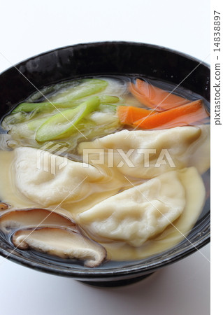 Soup dumplings 14838897