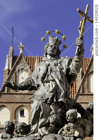 Statue of Saint John of Nepomuc 14839020