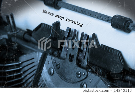 Old typewriter with paper 14840113