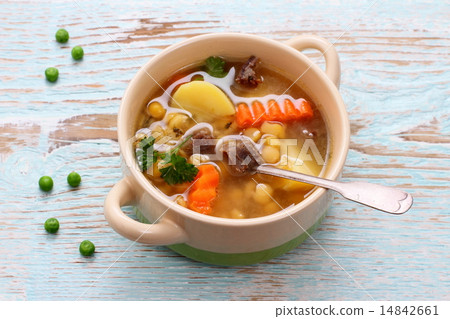 Yellow pea soup, stew meat and potato Yellow pea soup, stew meat and potato 14842661