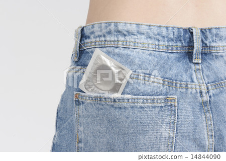 安全套放在口袋裡 14844090