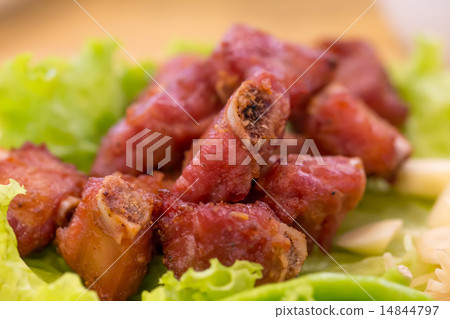 图库照片: sour pork spare ribs, thai food