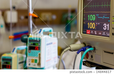 intensive care unit intensive care unit 14844817