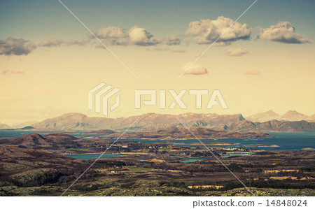 Empty Norwegian coastal landscape with sea and sky 14848024