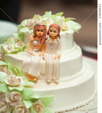 Wedding cake 14849437