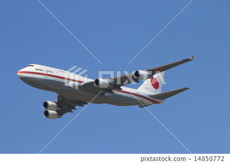 Japan Aeronautical Defense Force B-747-400 Dedicated Japanese Government Japan Aeronautical Defense Force B-747-400 Dedicated Japanese Government 14850772