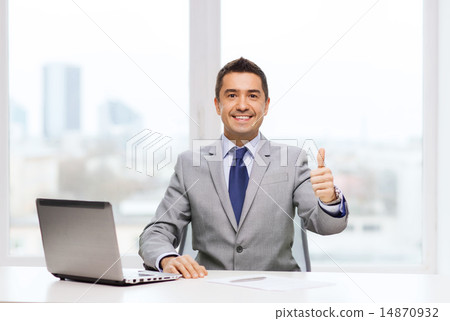 businessman working with laptop in office 14870932