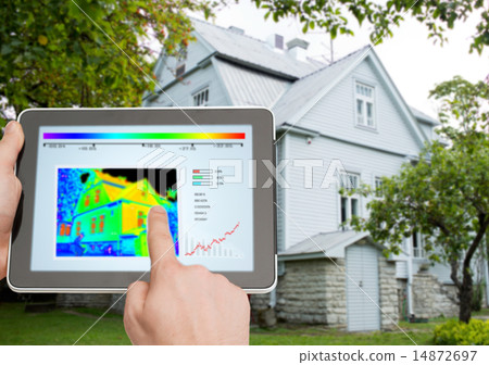 close up of man hands touching tablet pc screen close up of man hands touching tablet pc screen 14872697
