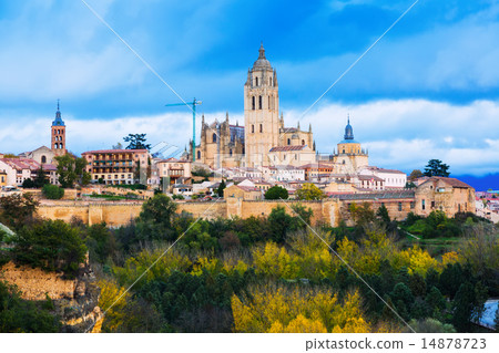 Segovia Cathedral in cloudy day. Spain Segovia Cathedral in cloudy day. Spain 14878723