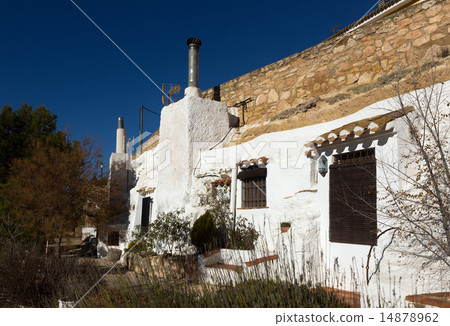 Dwellings aves built into mount. Chinchilla de Monte-Aragon Dwellings aves built into mount. Chinchilla de Monte-Aragon 14878962