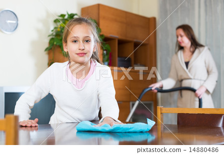 Girl helping mom to do cleaning Girl helping mom to do cleaning 14880486