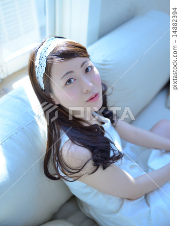 女性肖像 女性肖像 14882394