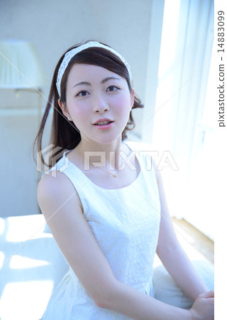 Female portrait 14883099