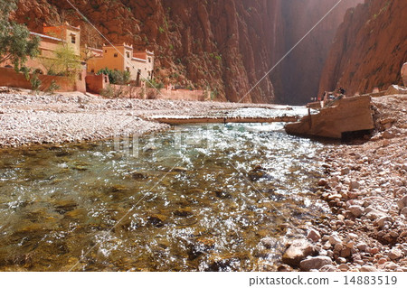 Todra Canyon 14883519