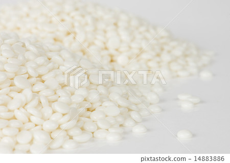 White polymer granules White polymer granules 14883886